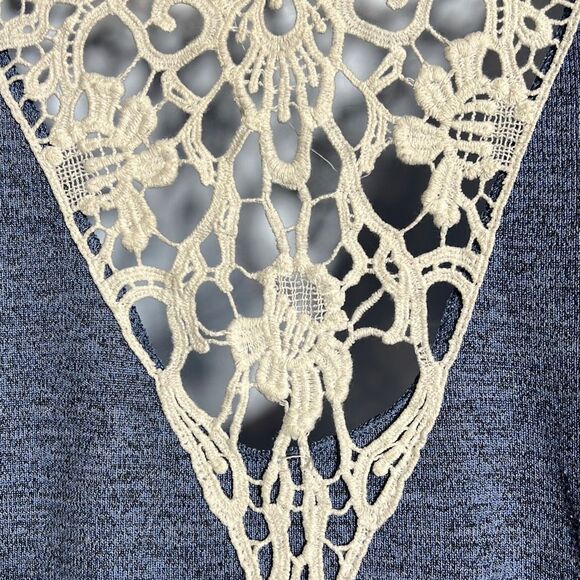 Heather Blue Tunic/Top w/ Crochet Lace Back Detail – Soft Stretch – See Measurem - Picture 3 of 5